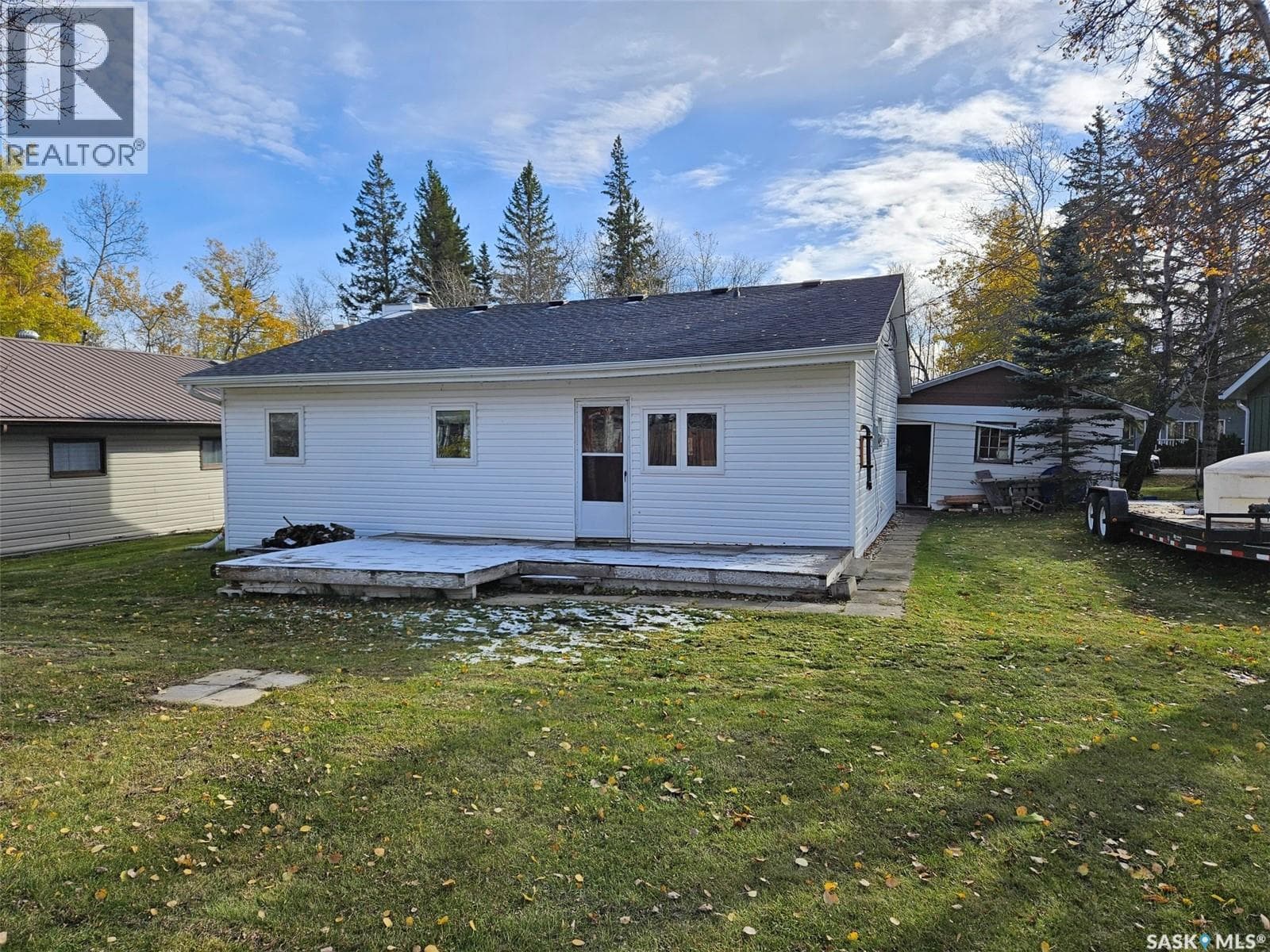 7 Aspen CRESCENT — photo 2