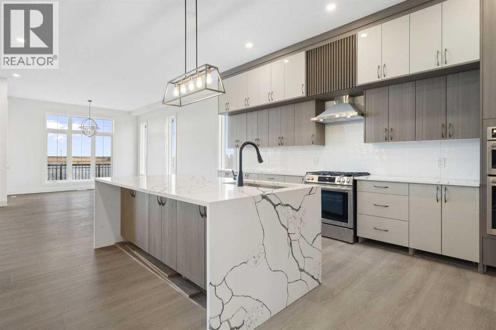 340 Muirfield Crescent — photo 5