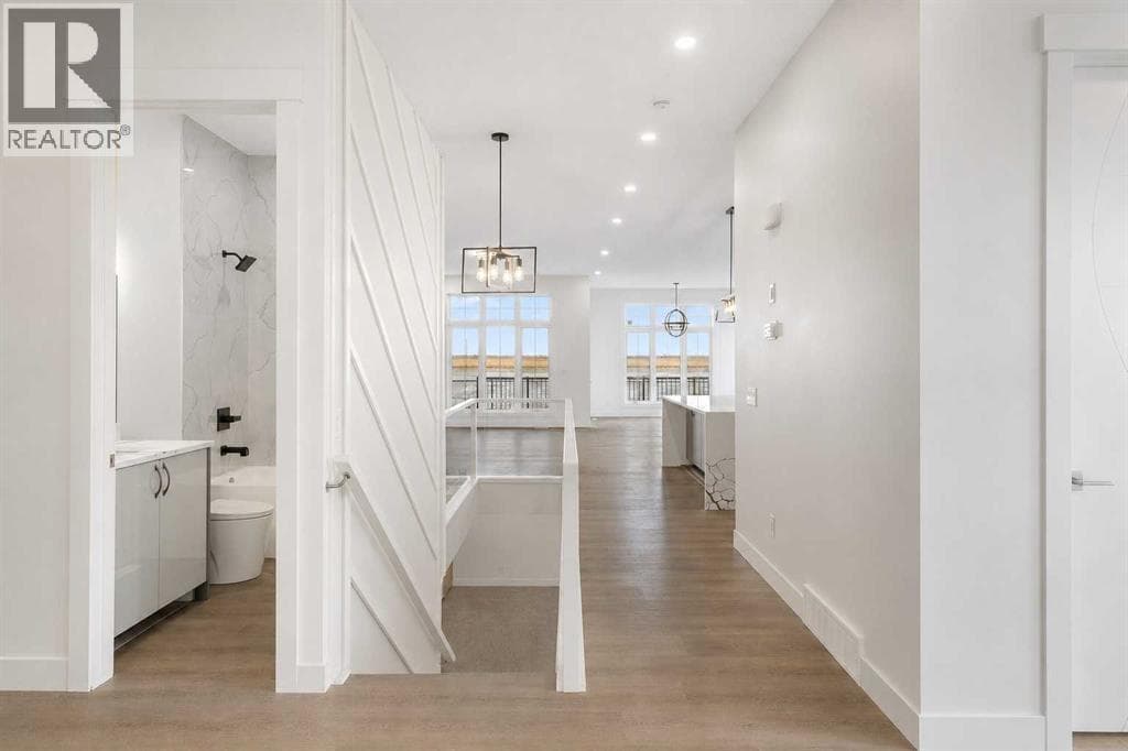 340 Muirfield Crescent — photo 4