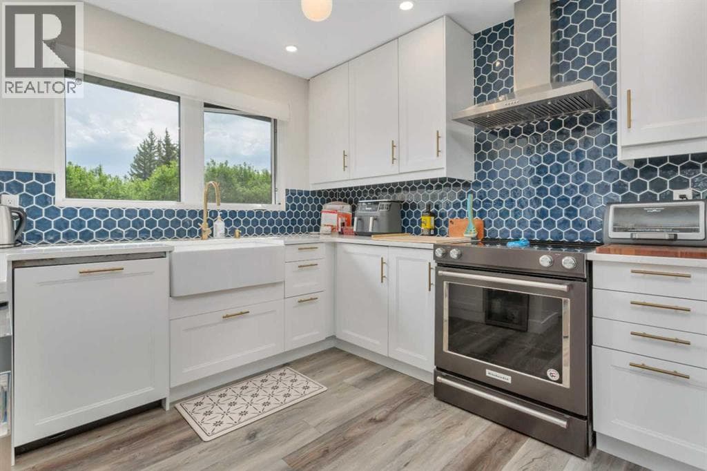 31 Macfarlane Avenue — photo 3