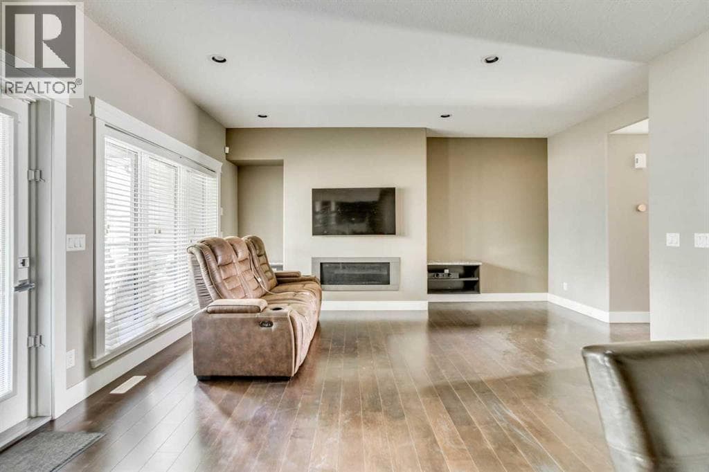 5, 208 Sparrow Hawk Drive — photo 3