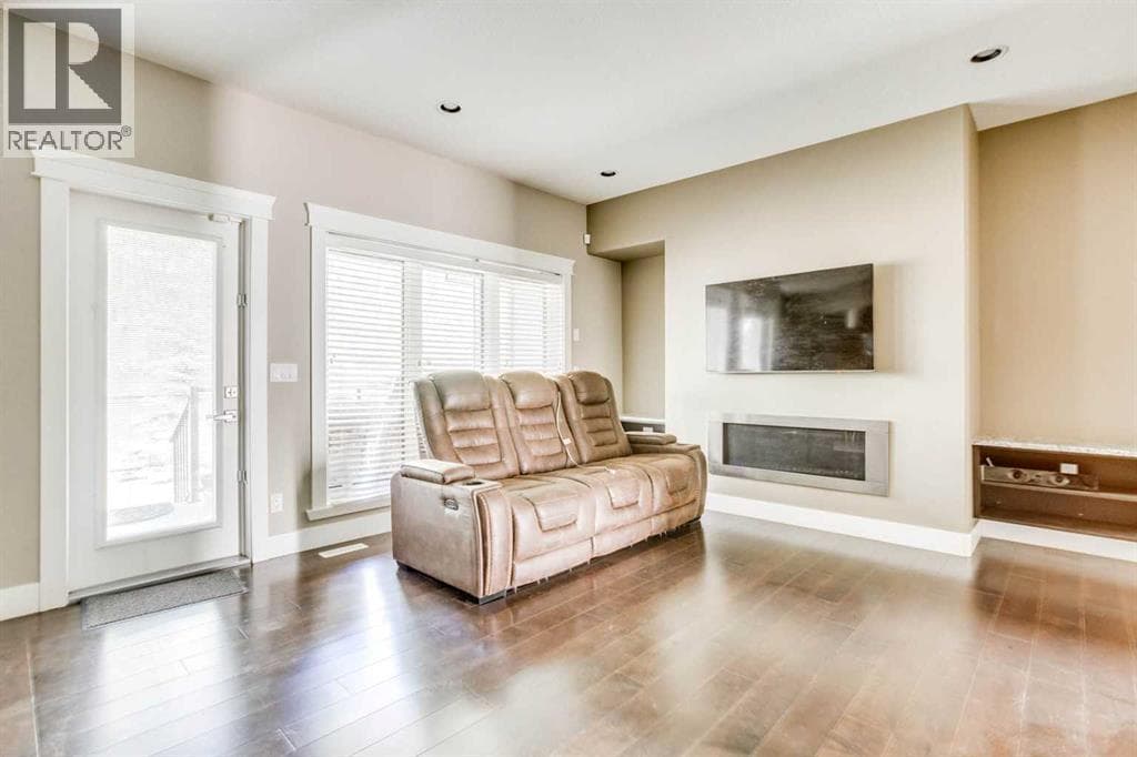 5, 208 Sparrow Hawk Drive — photo 4
