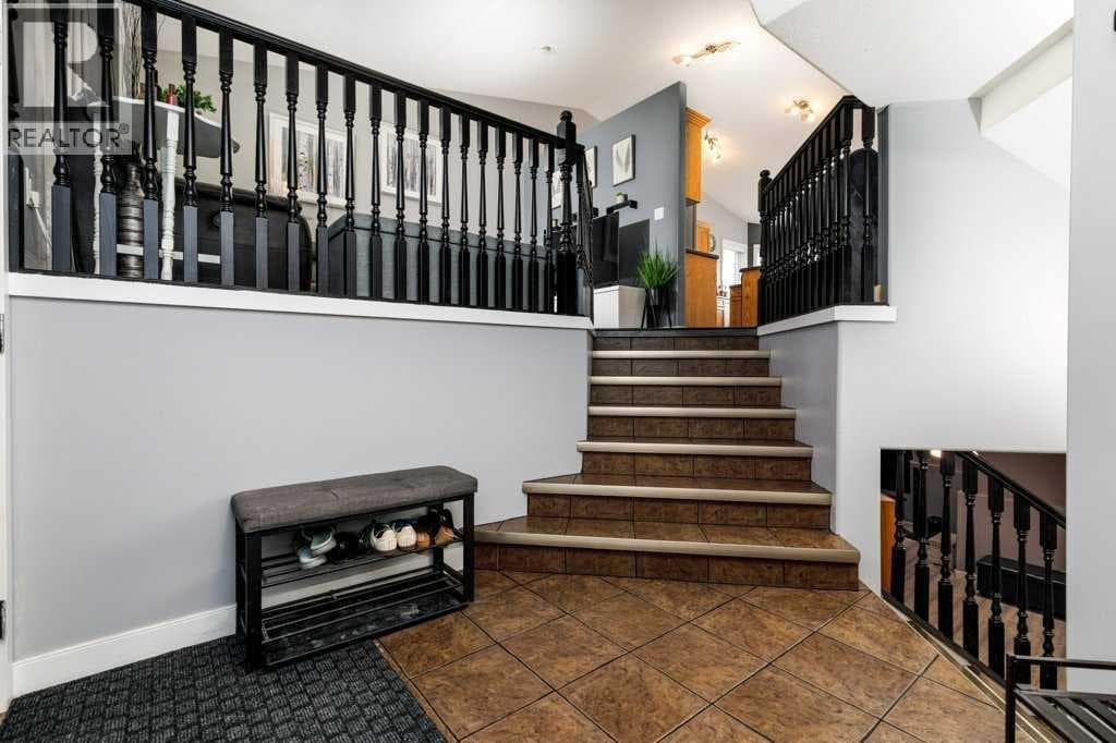 898 Ramage Crescent — photo 3