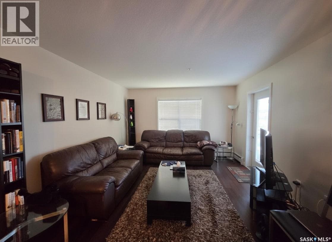 216 211 Ledingham STREET — photo 4