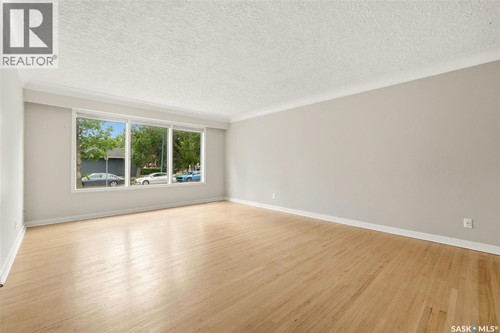 10 Lamont CRESCENT — photo 5