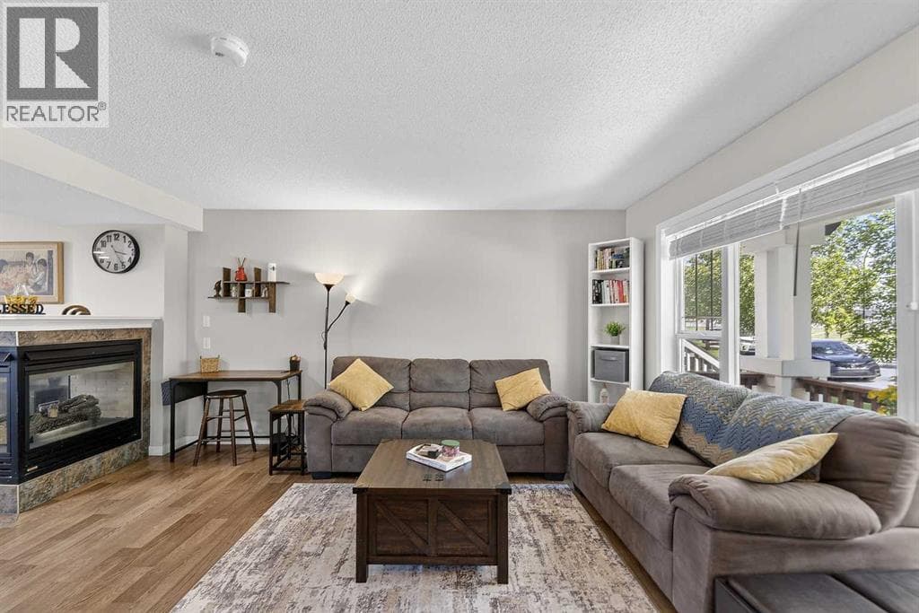 121 Prestwick Park SE — photo 3