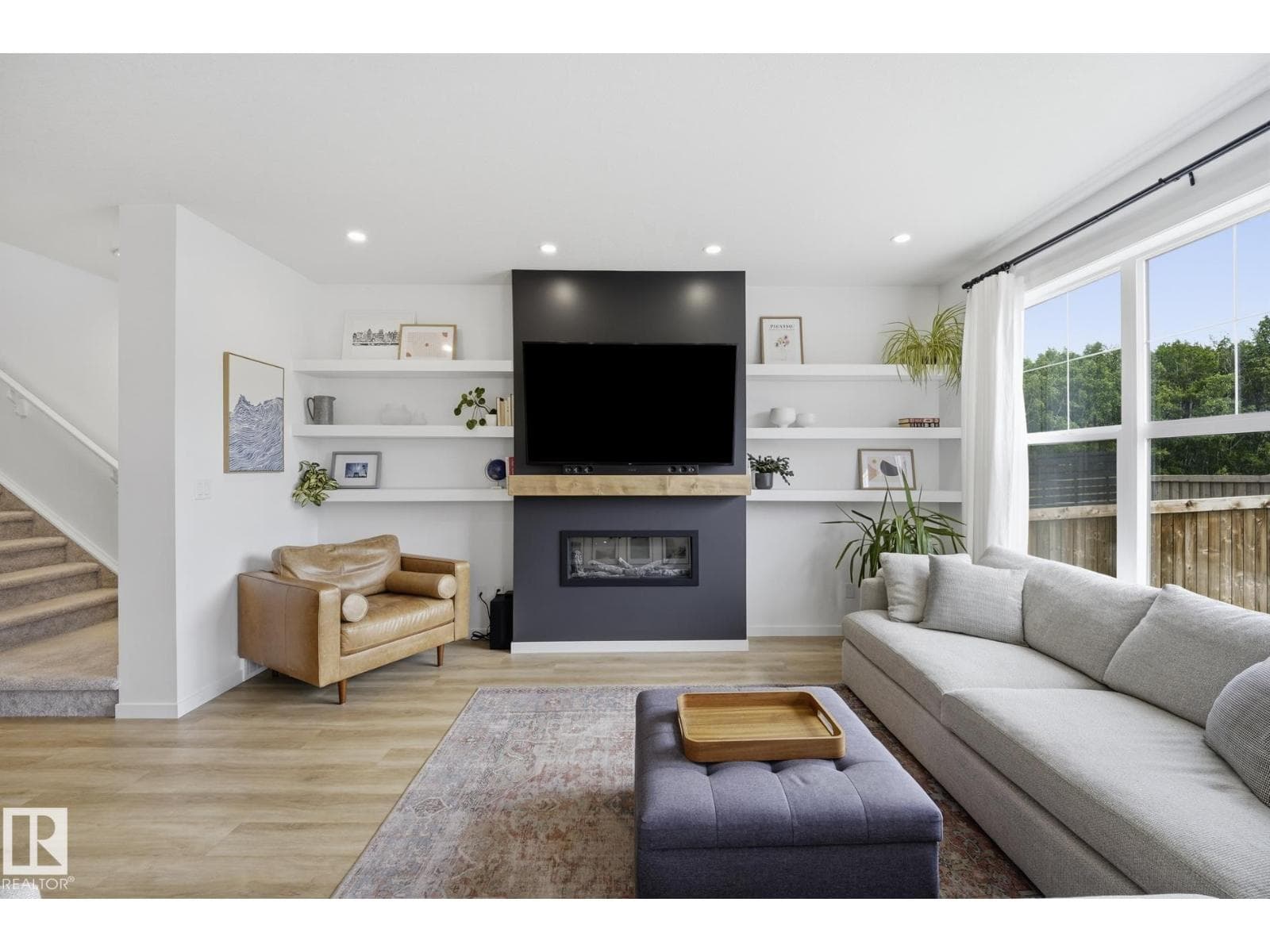 21845 98A AV NW — photo 4