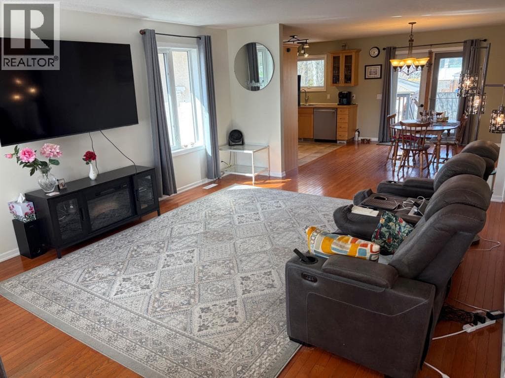 43 Riverwood Manor W — photo 5