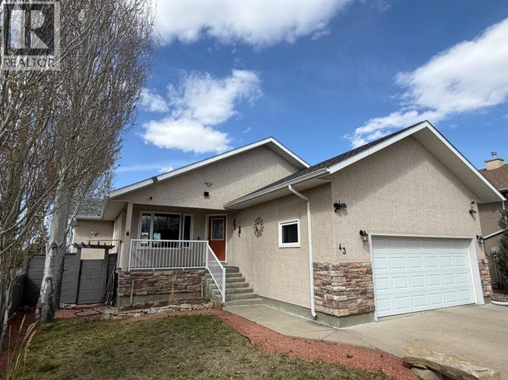 43 Riverwood Manor W
