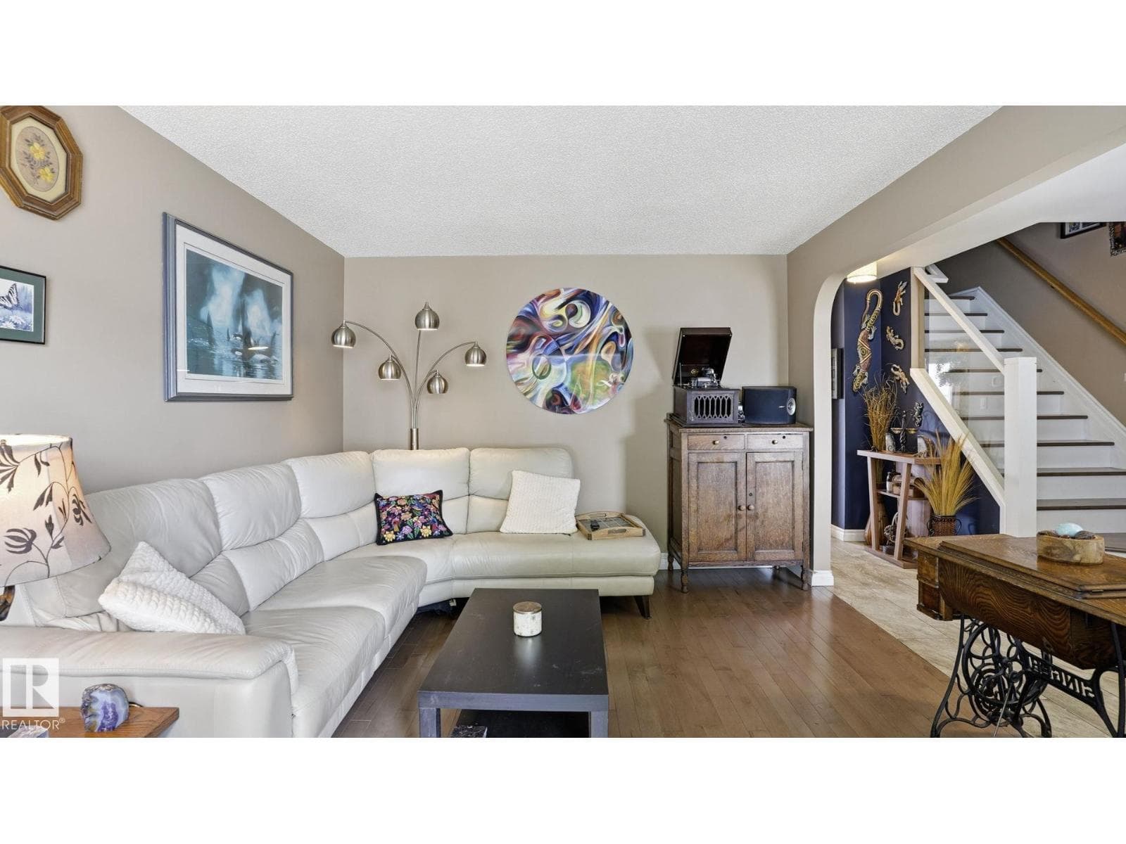 1827 36 ST NW NW — photo 4