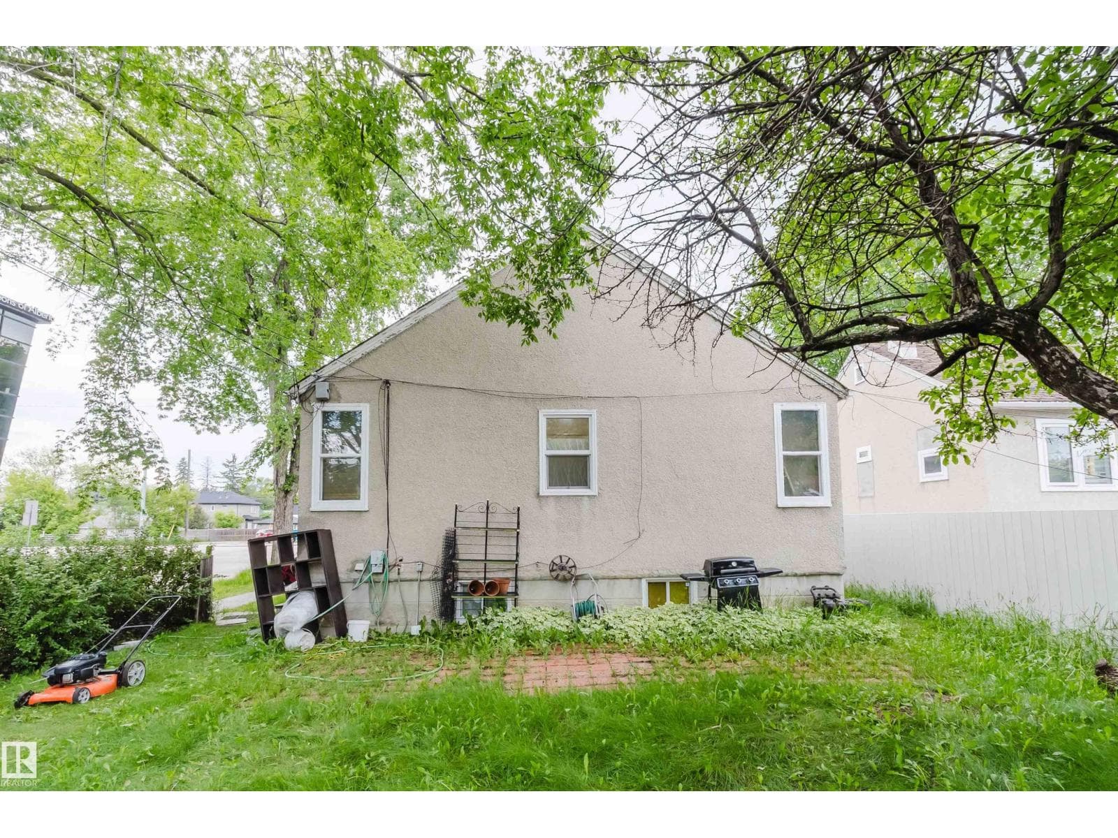 7703 109 ST NW — photo 4
