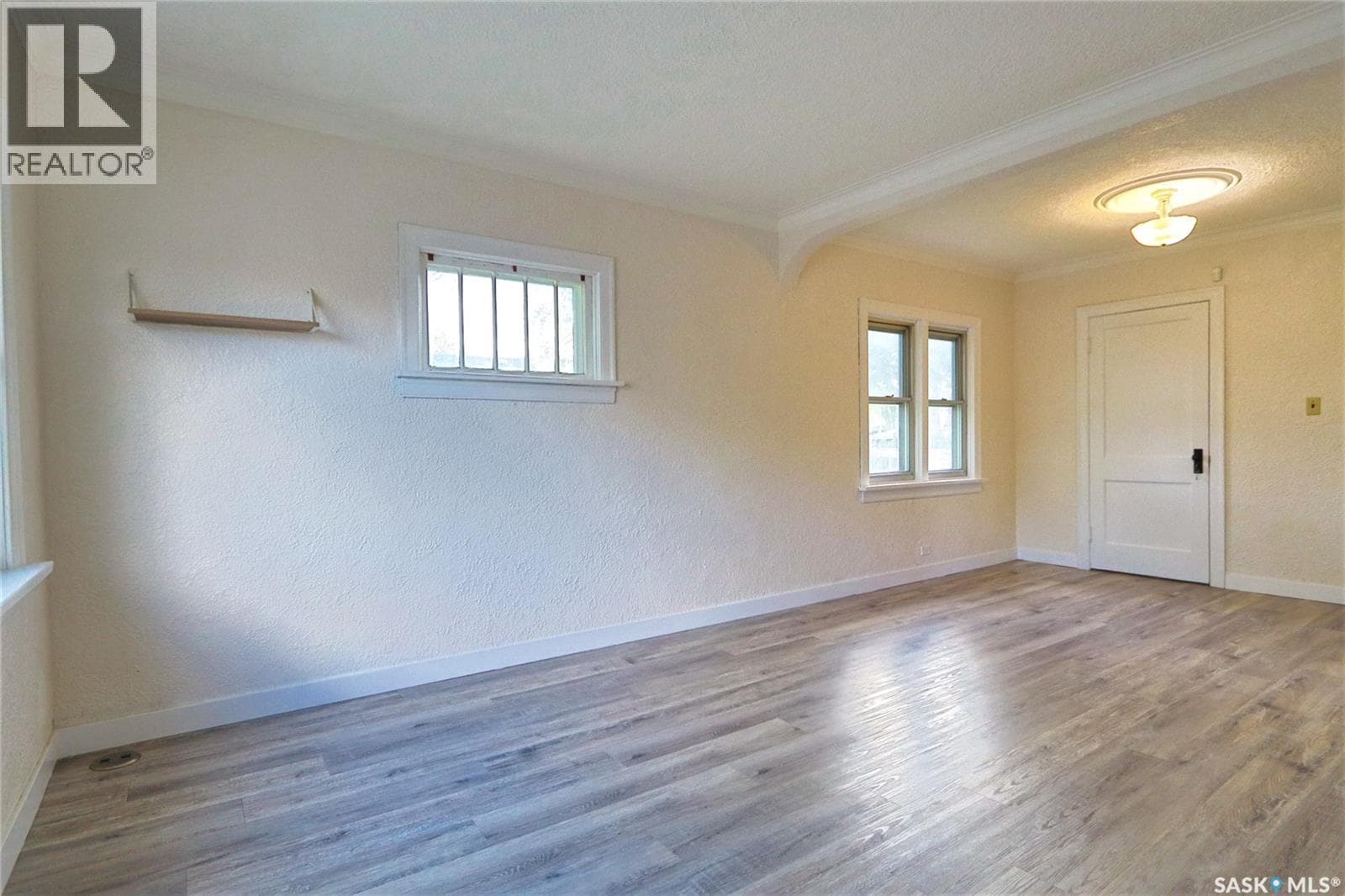 A&B 1824 Winnipeg STREET — photo 2