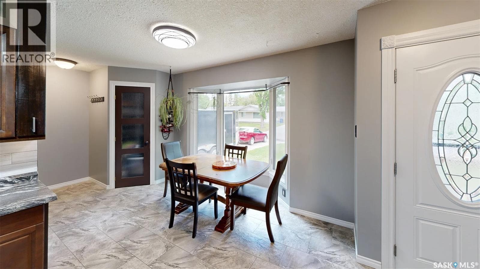 128 Riddell CRESCENT — photo 5