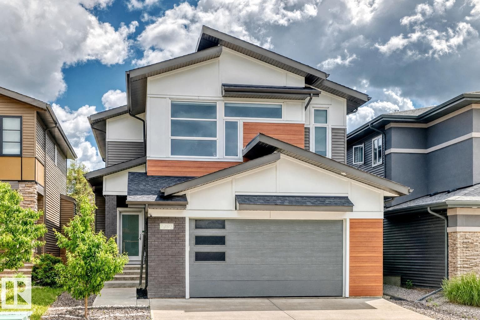 793 WINDERMERE WD NW