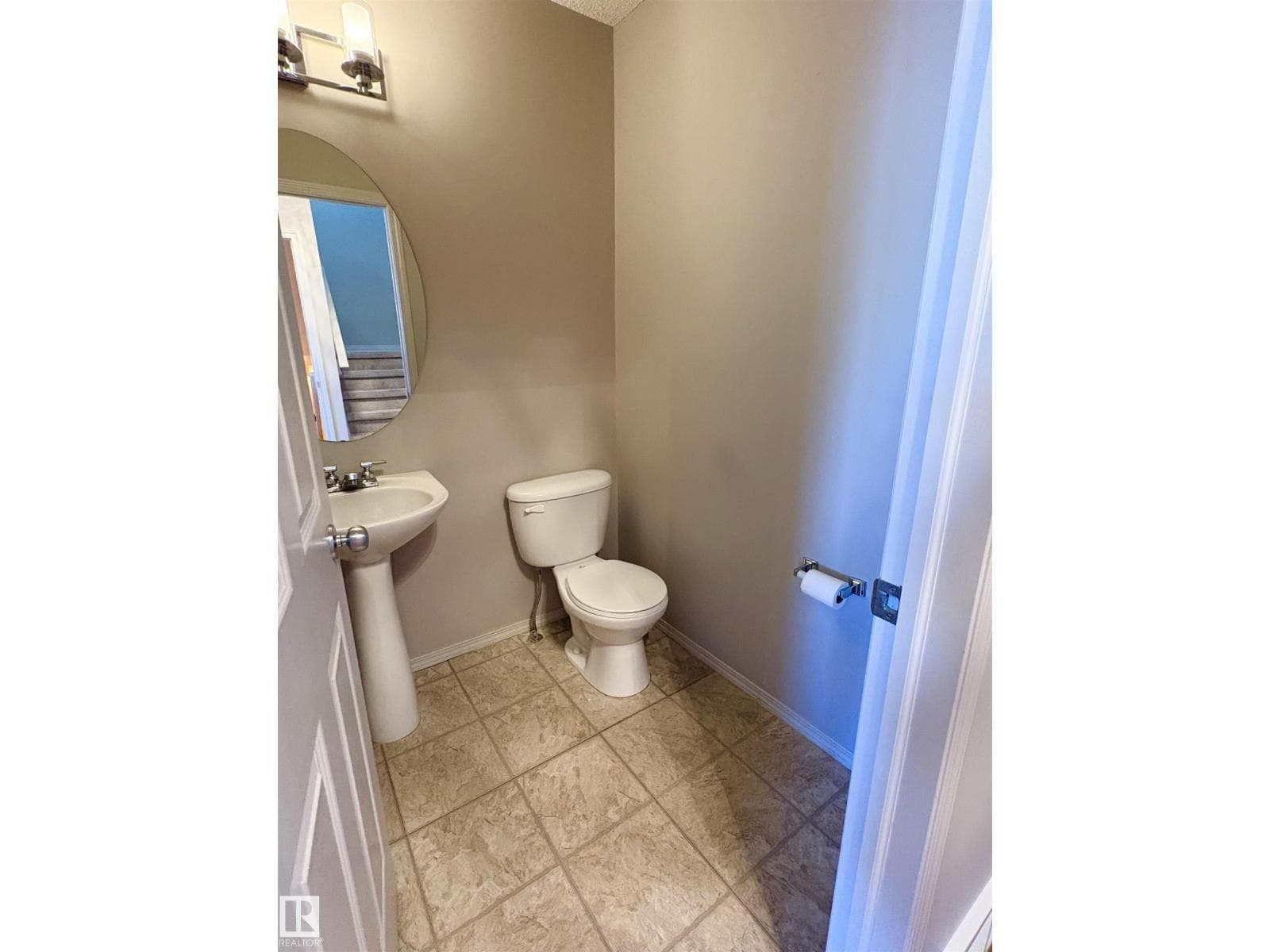 21354 87A AV NW — photo 5