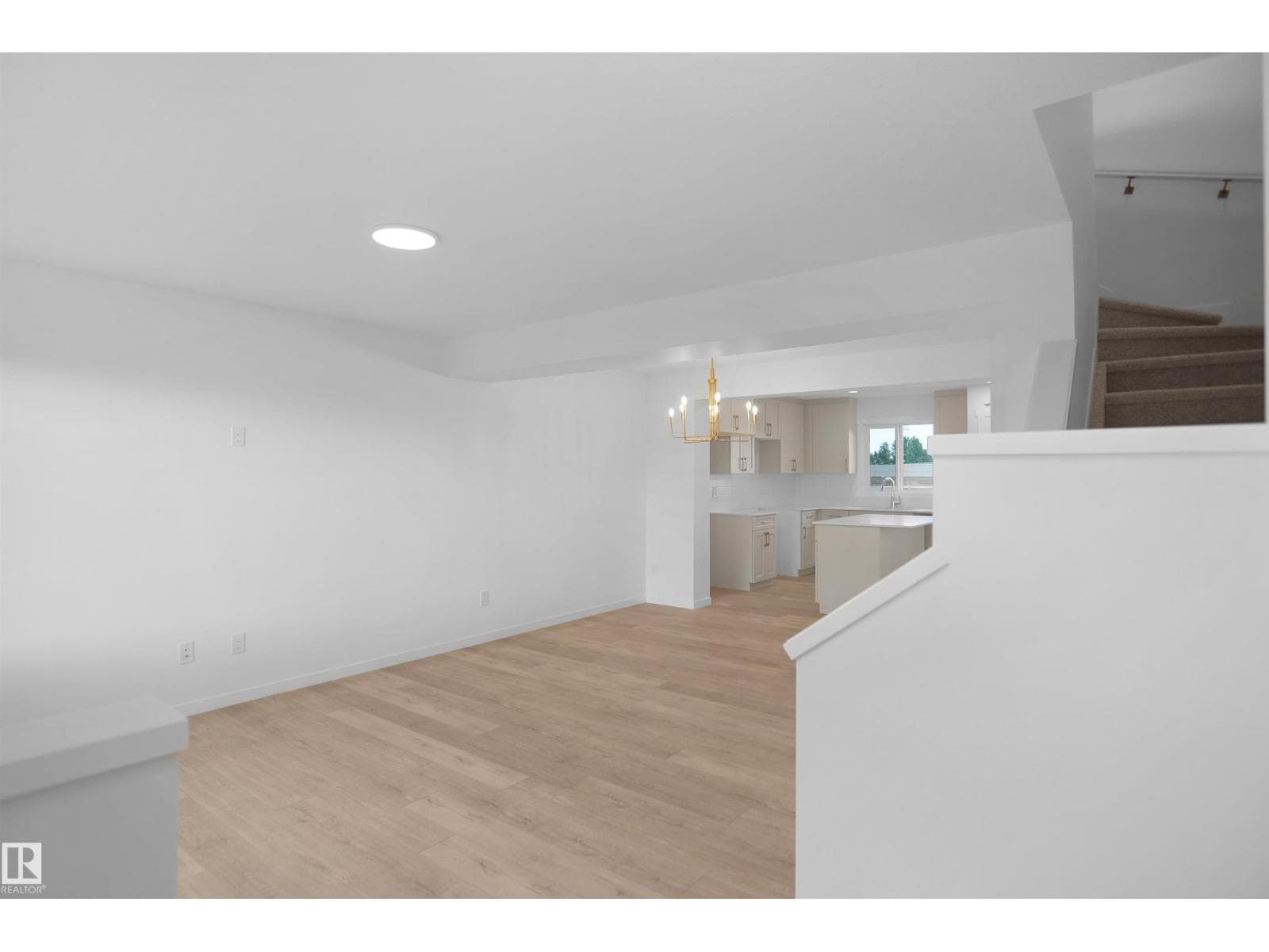 423 ASTER DR NW — photo 3