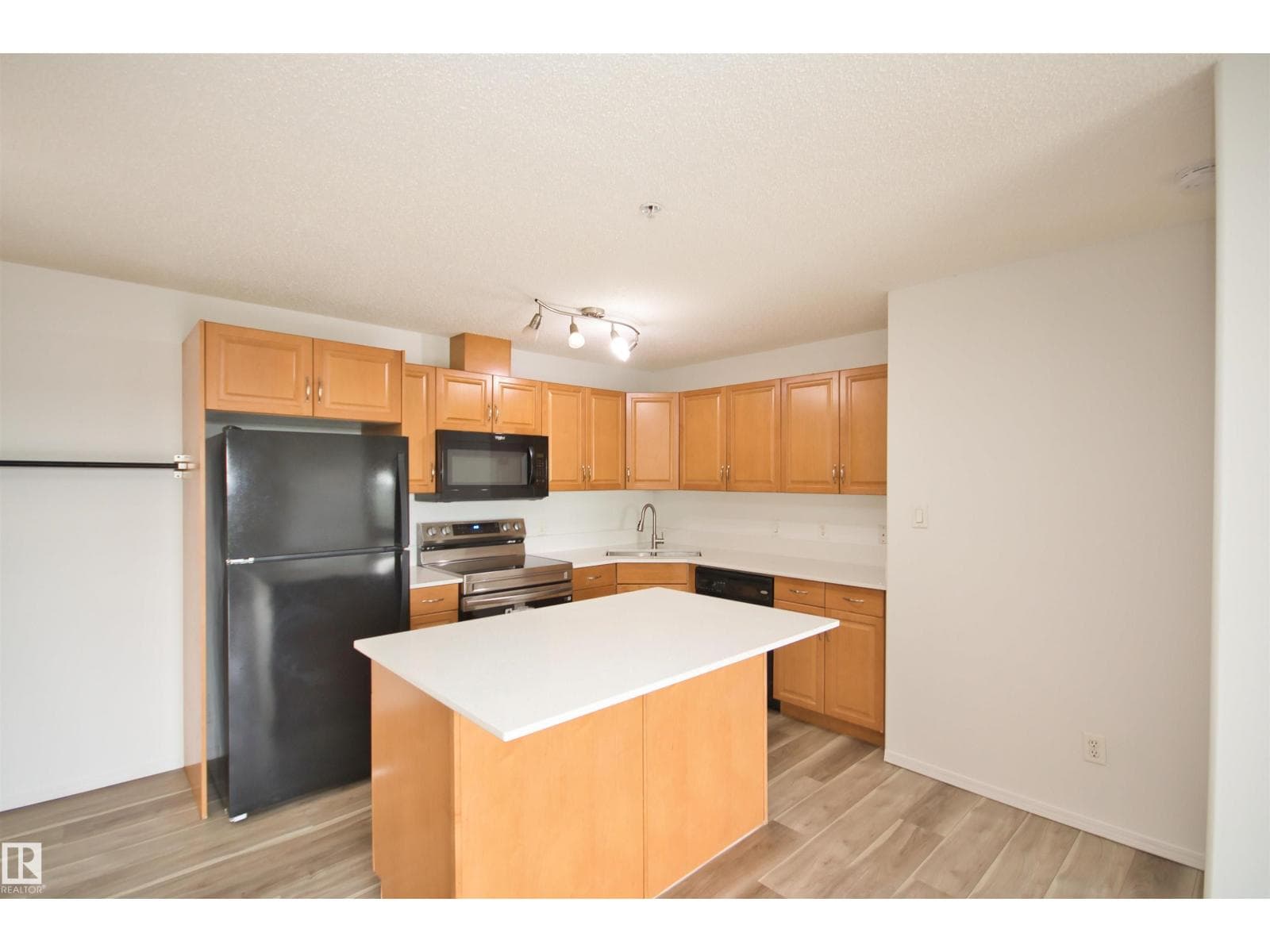 #311 2098 BLACKMUD CREEK DR SW — photo 5