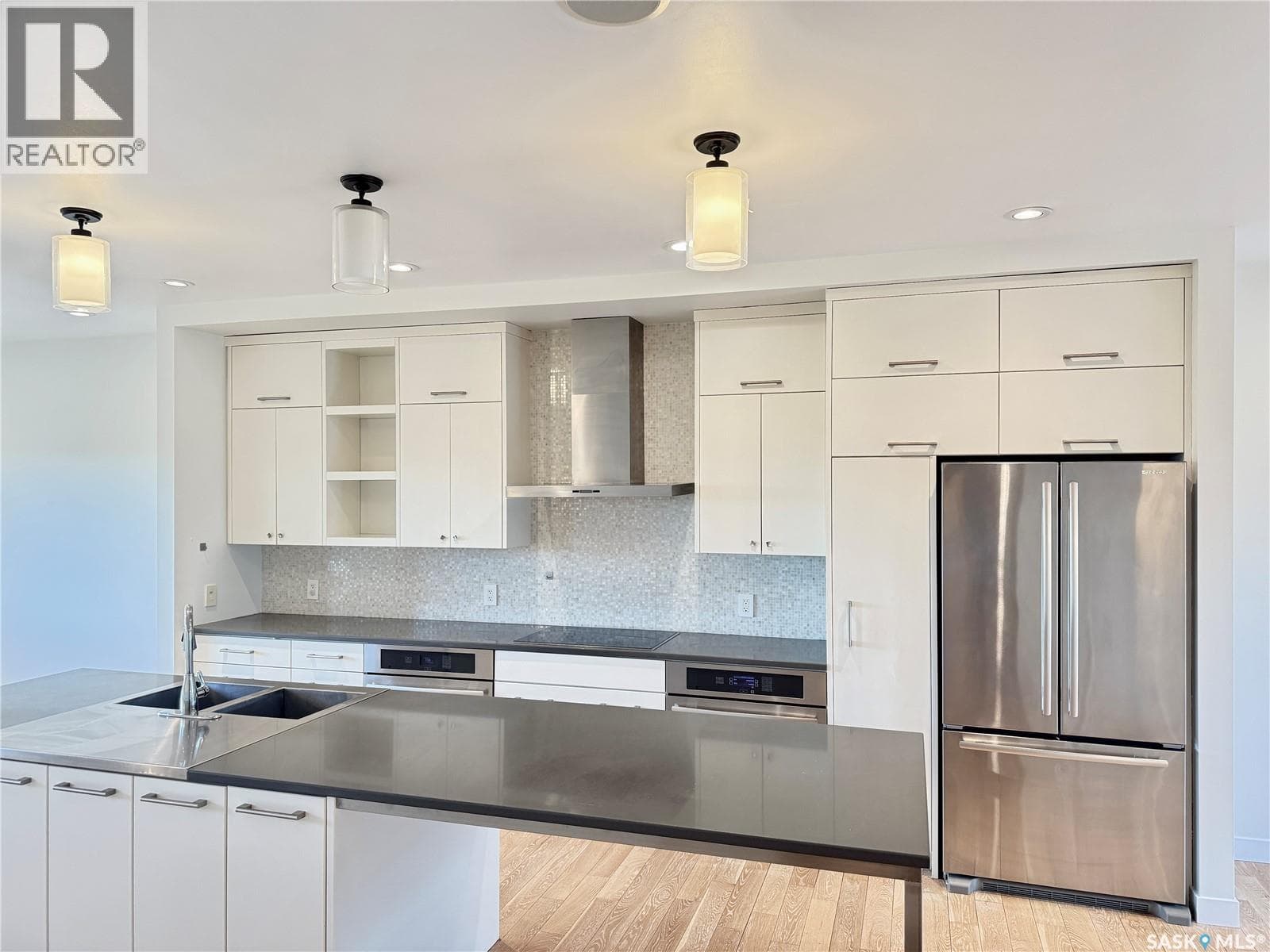 926 Wilkins COURT — photo 4