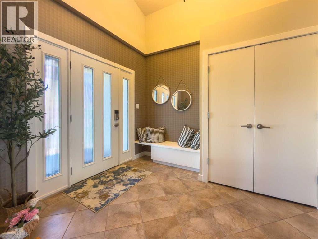 534 Canyon Cove W — photo 3