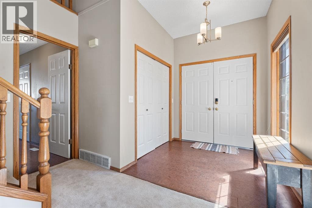 133 Carr Crescent — photo 3