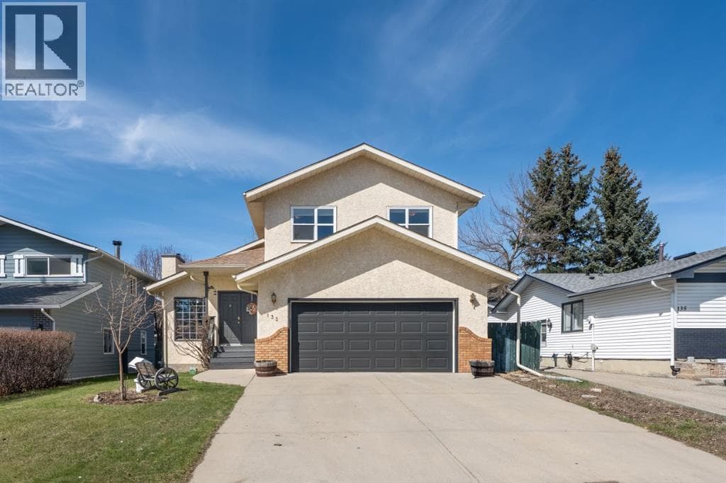 133 Carr Crescent