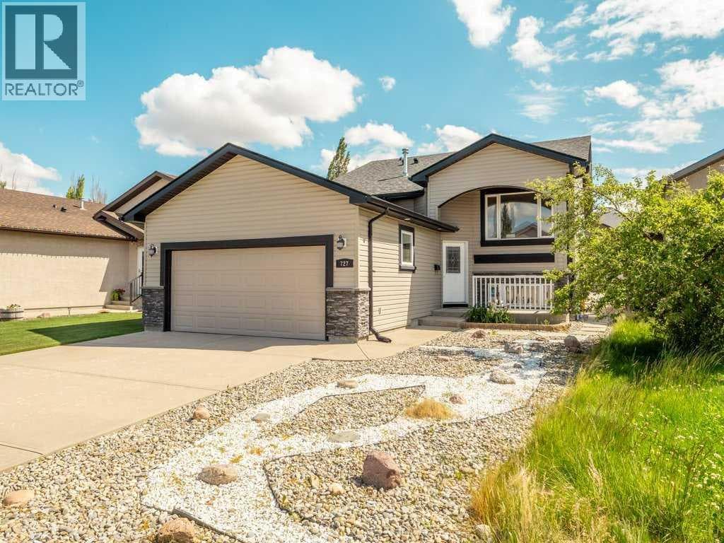 727 Aberdeen Crescent