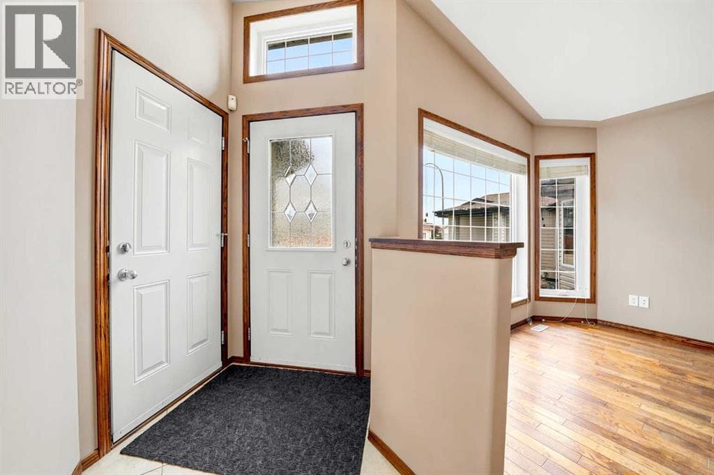101 Oldring Crescent — photo 4