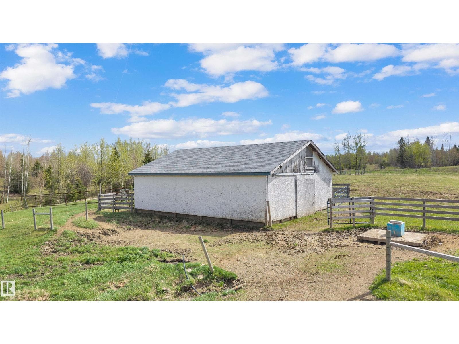 460059 RGE ROAD 24 — photo 4