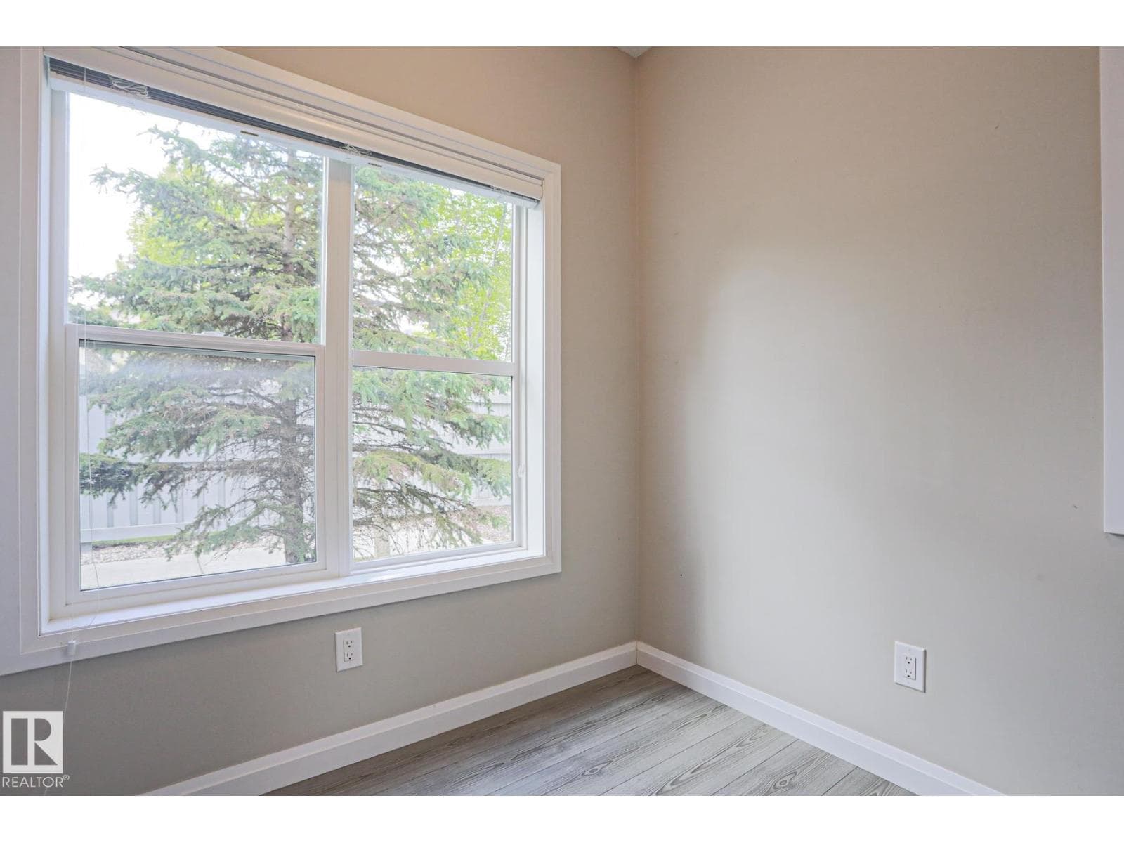 #33 3710 ALLAN DR SW — photo 3
