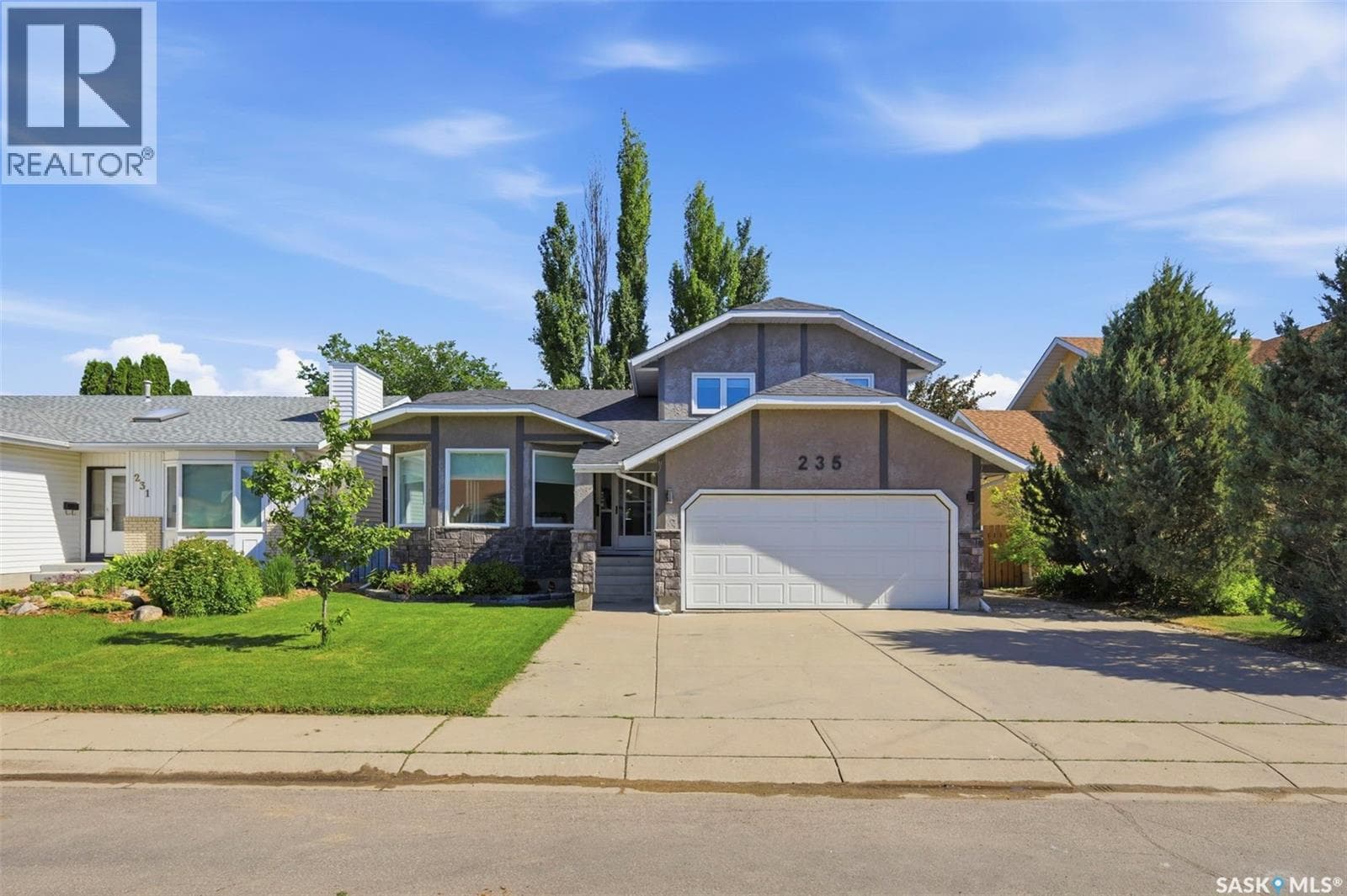 235 Bronson WAY