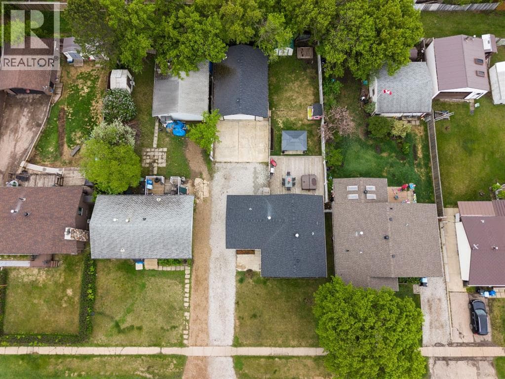 49 Centennial Drive — photo 2