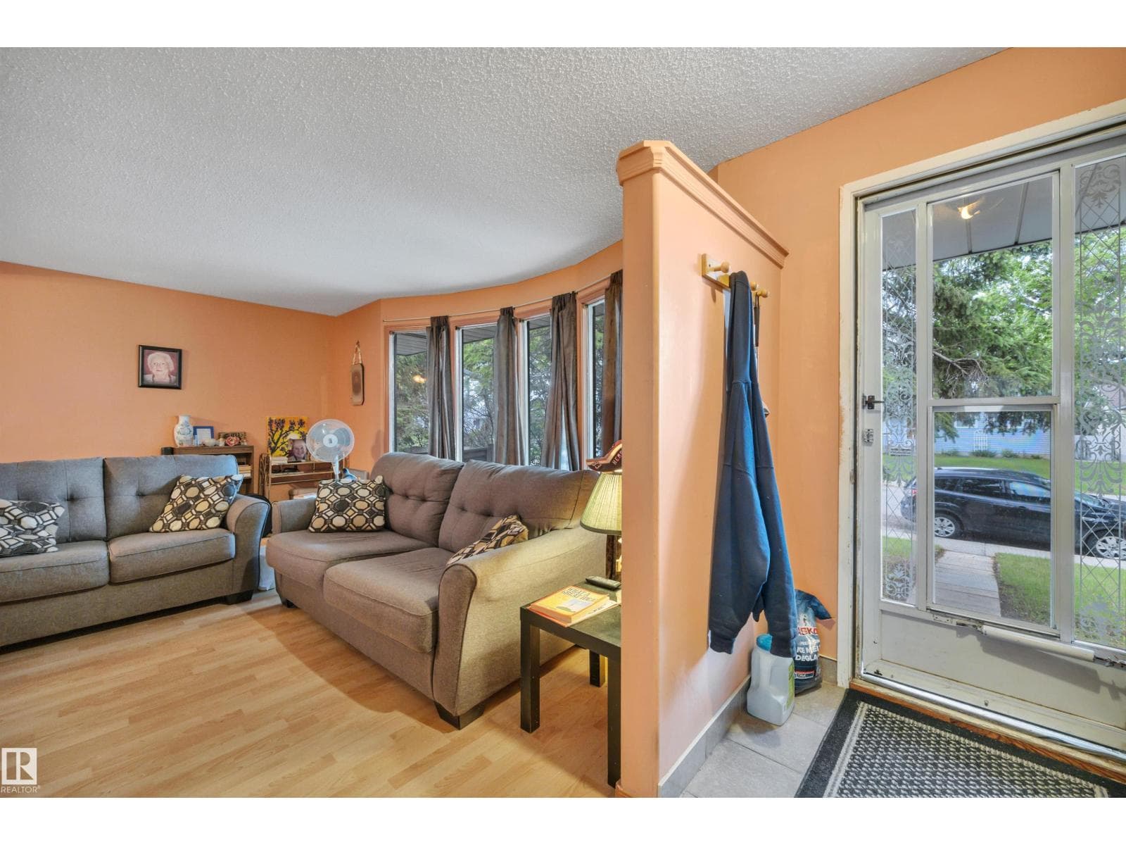 107 CORINTHIA DR — photo 5
