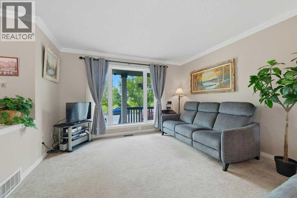 358 Prestwick Circle SE — photo 3