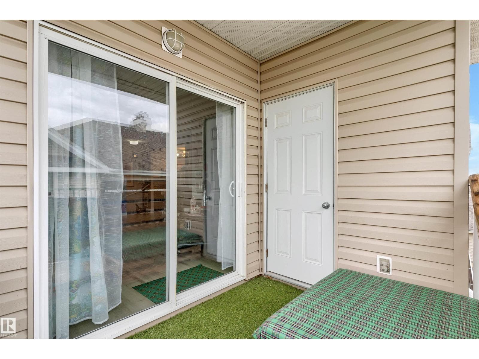#73 3040 SPENCE WD SW — photo 2