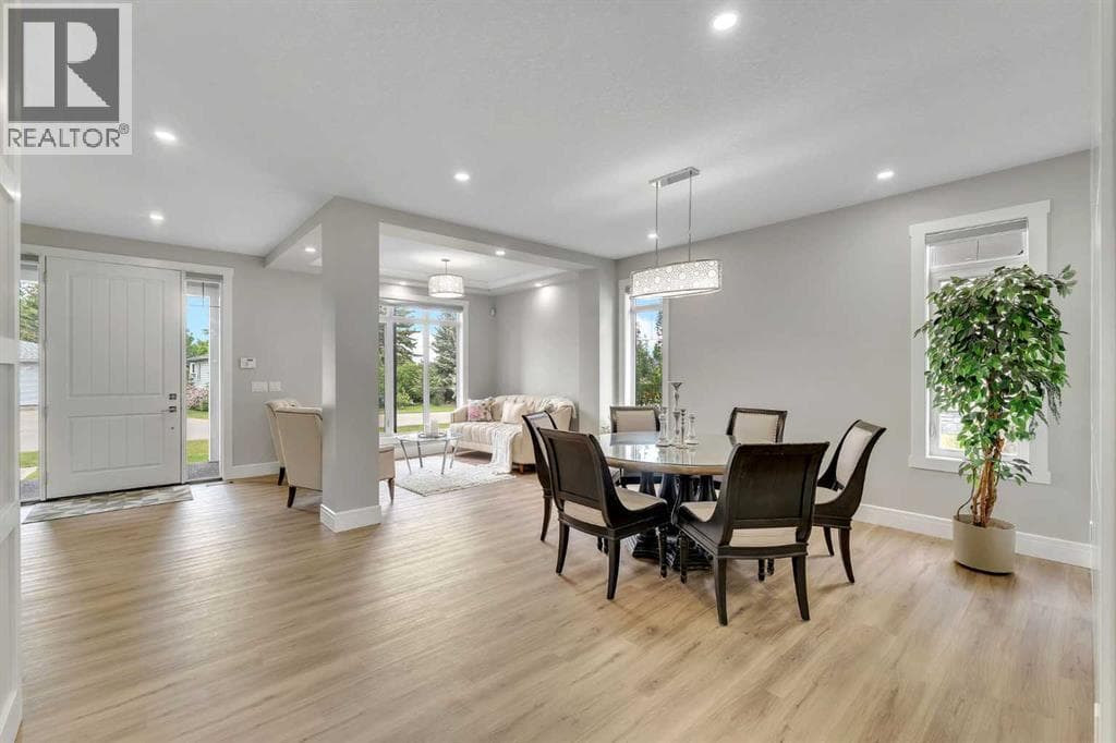 876 East Lakeview Road — photo 4