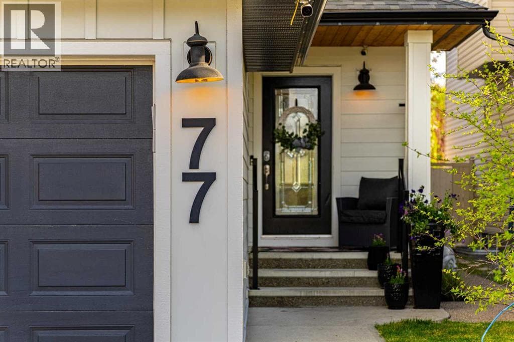 77 Everbrook Drive SW — photo 2