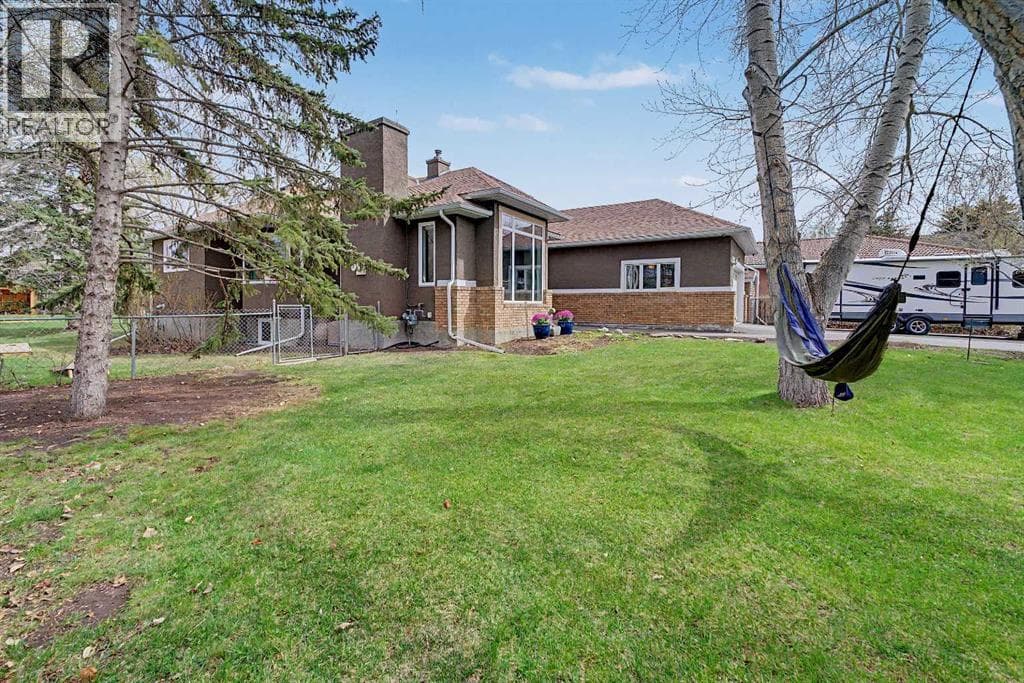 756 East Chestermere Drive — photo 3