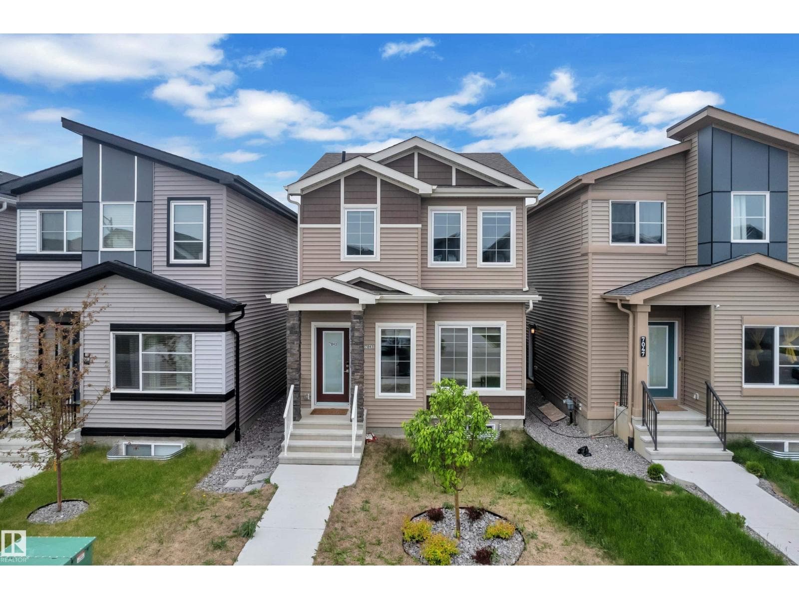 7043 182 AV NW — photo 2