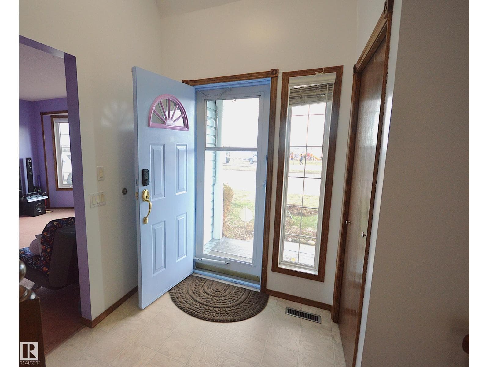 4003 LAKESHORE DR — photo 5