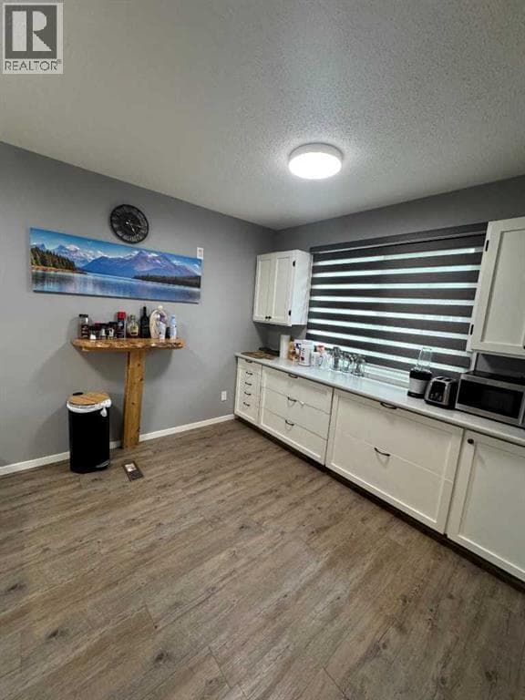 7830 Cedar Wood Park — photo 3