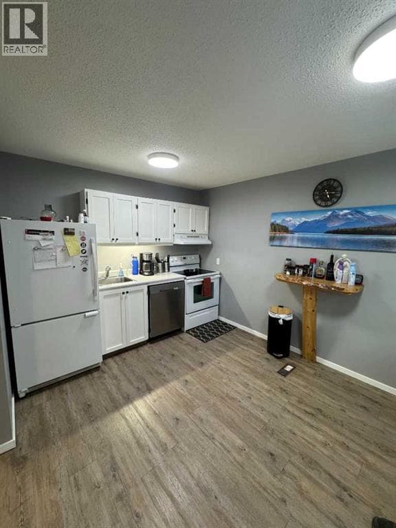 7830 Cedar Wood Park — photo 4