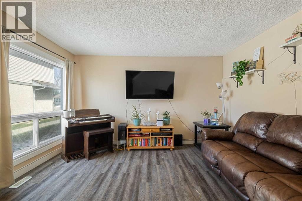 104 Deer Ridge Lane SE — photo 5