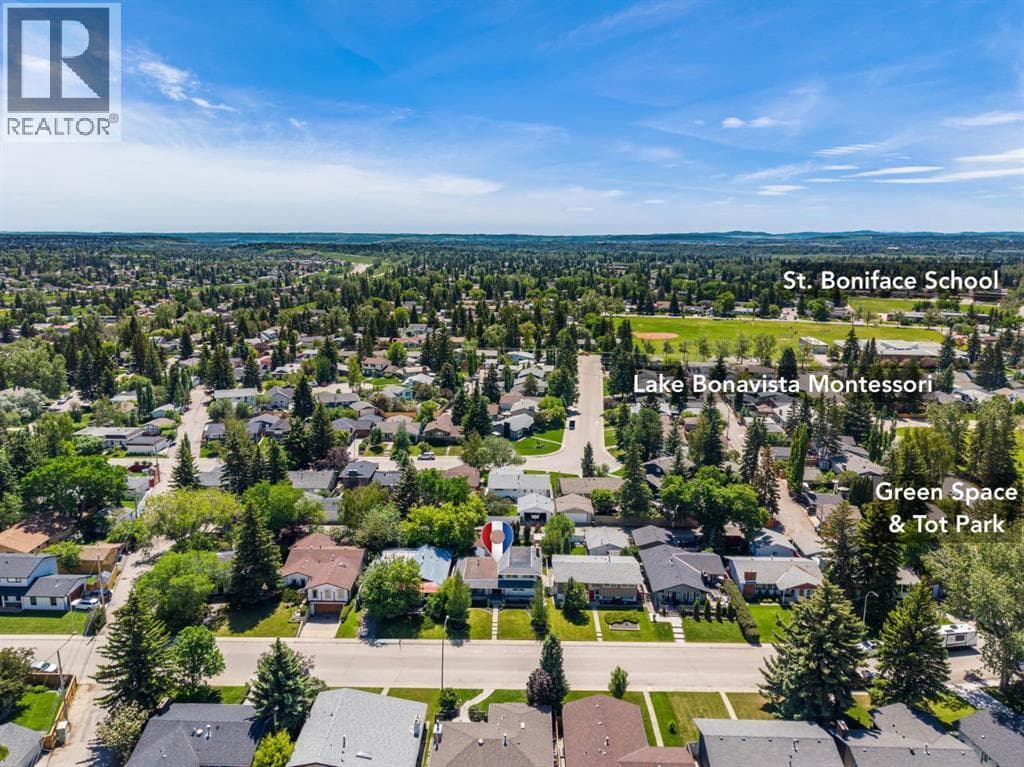 1124 Lake Wapta Way SE — photo 2
