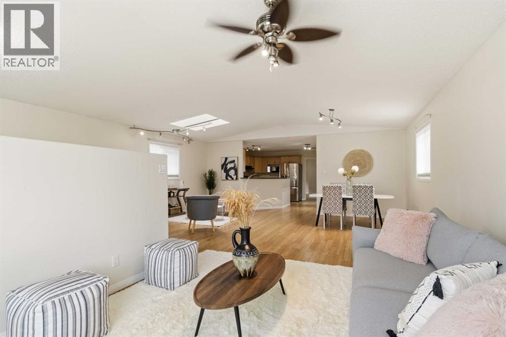 229 Rainbow Creek Drive — photo 4