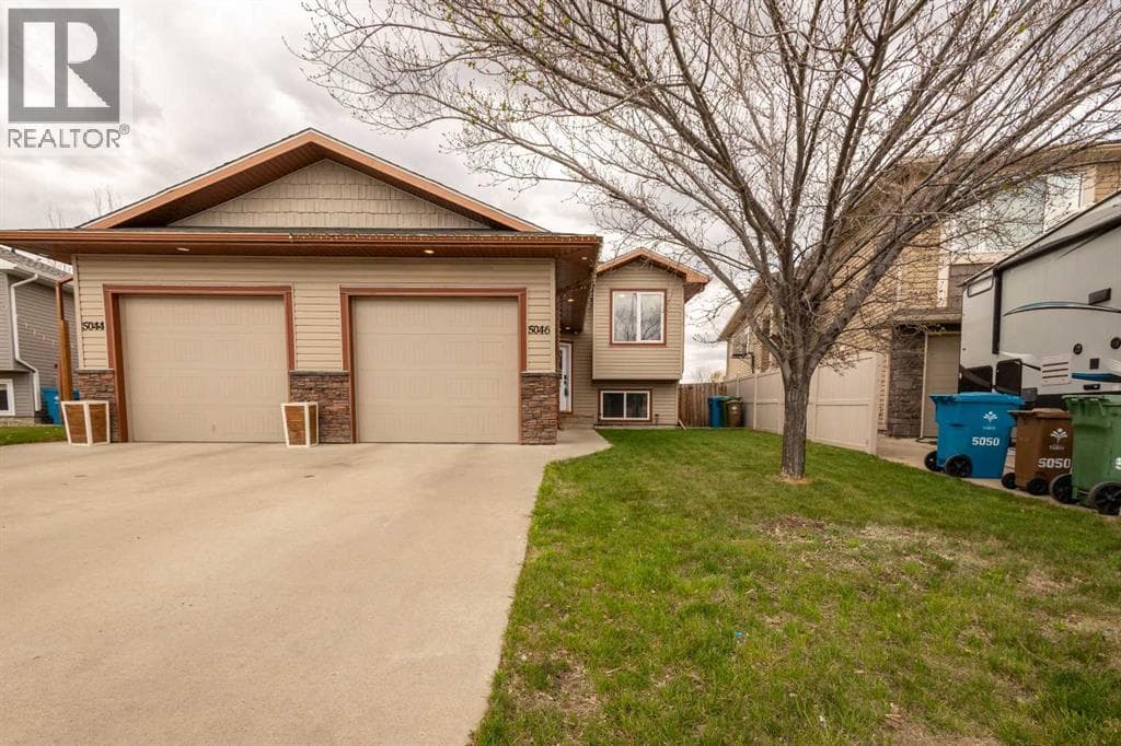 5046 41 Street — photo 3
