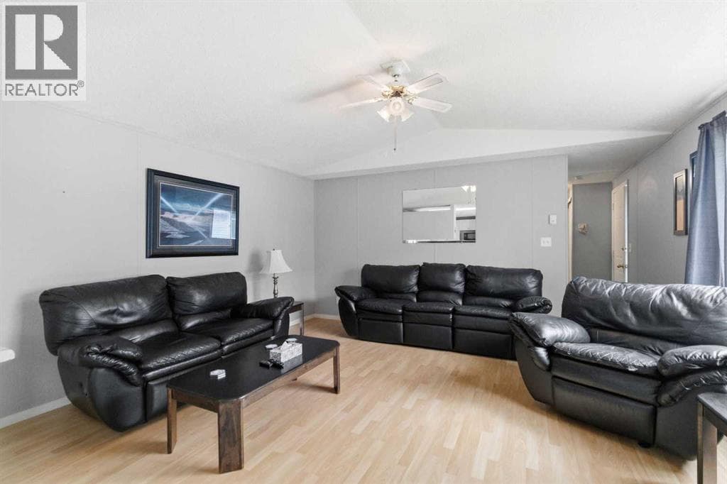 329 Greenwich Lane — photo 5