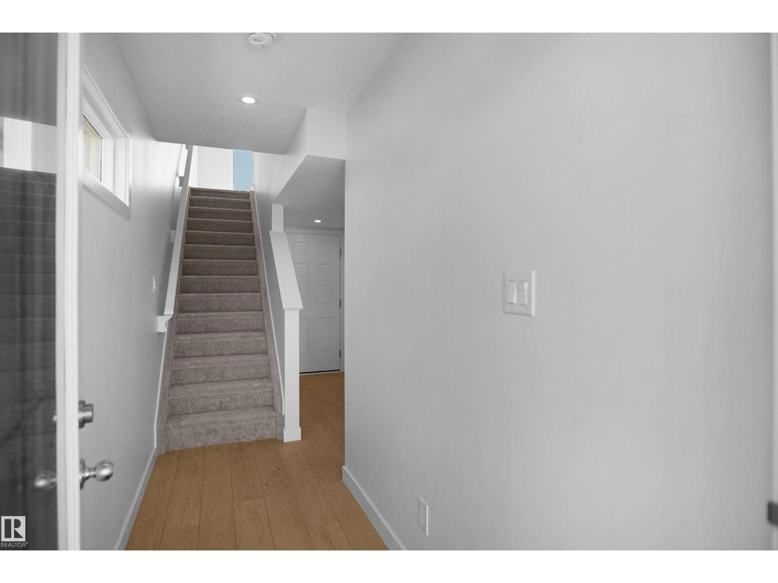 21305 131A AV NW — photo 3
