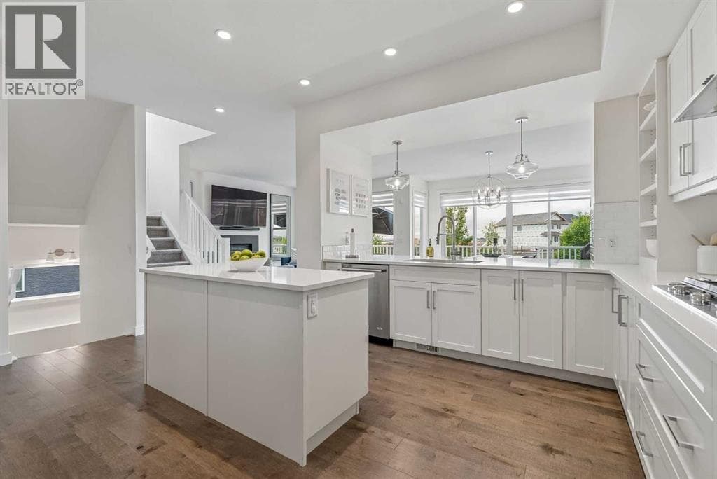 35 Mahogany Park SE — photo 4