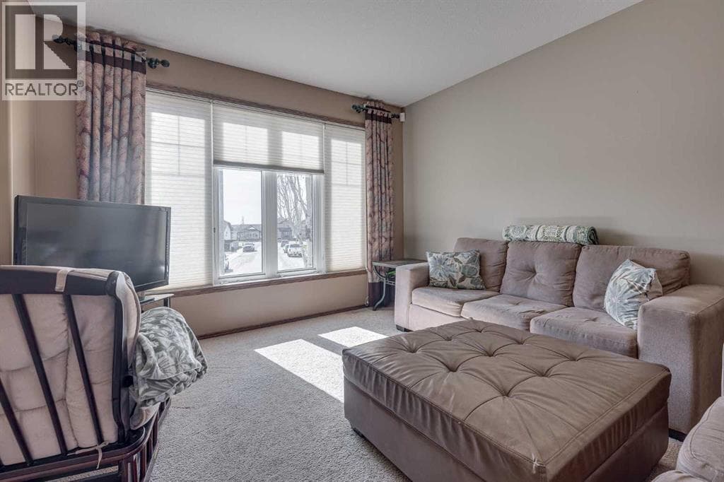 43 Inkster Close — photo 4