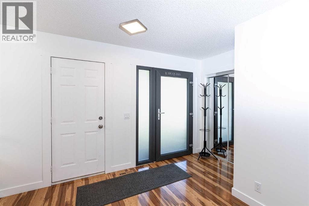 270 Somerside Park SW — photo 5